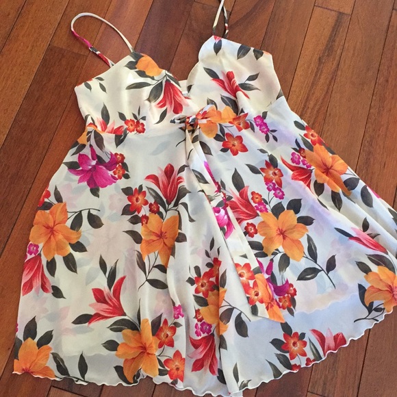 Victoria's Secret Other - ❤️ SALE ❤️ Victoria's Secret Floral Night Dress